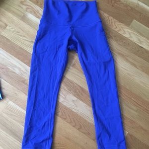 Lululemon Crop Wunder Under Size 4